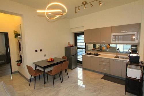 Modern Chic - Kenting