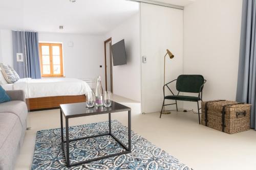 Suite with Balcony image 2