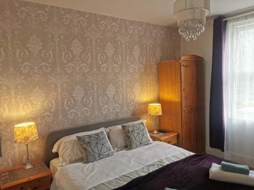 Adams Guest House