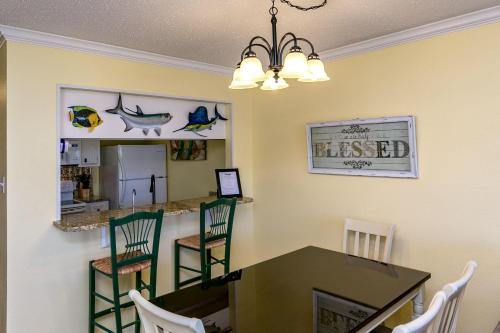 Cay Escape 102 by Padre Escapes - main image