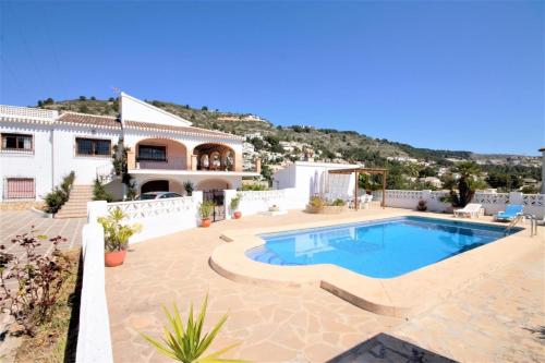 Javea Villa Sleeps 8 with Pool and WiFi gîte à louer Xàbia