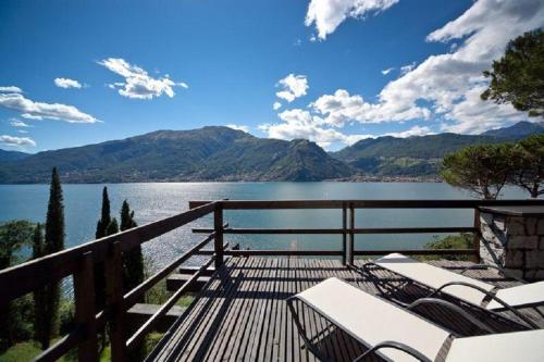 Olgiasca Villa Sleeps 8 Pool WiFi