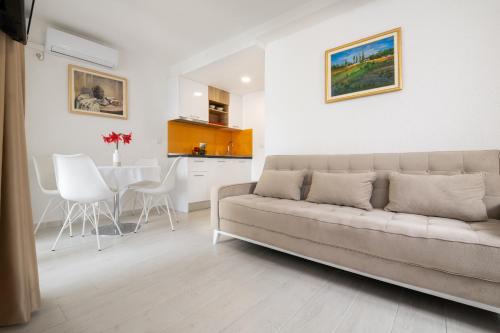 Apartments Sentic - main image