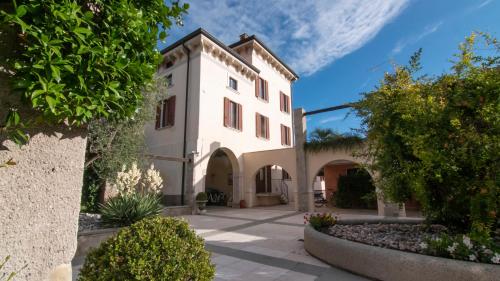 Castello Belvedere Di Desenzano Del Garda