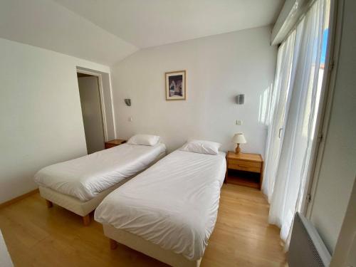 Logis Hotel Monform - image 12