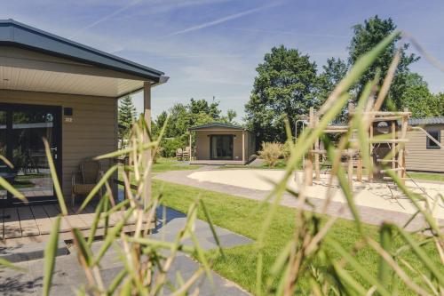  Groepsaccommodatie - 6x bungalette 5p met veranda in Zuna