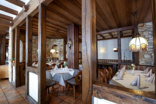 Étterem, Hotel-Restaurant Stern in Geiselwind