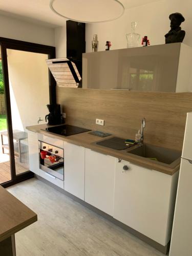 Magnifique T2 avec terrasse et Jardin privé (Magnifique T2 avec terrasse et Jardin prive) in Notre Dame des Vignerons