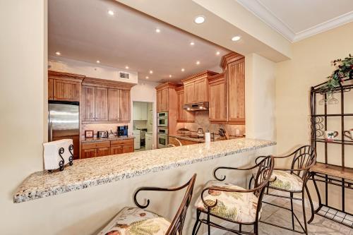 Villa By The Sea is only steps to the white sand beach gear and 6 bikes for your use - image 5