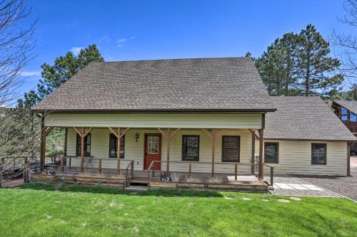 Keystone Cabin with Mount Rushmore Views