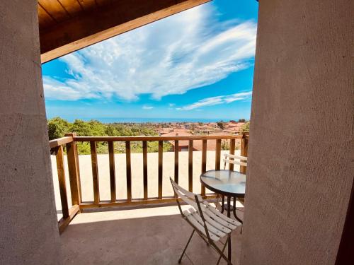  Primo Etna Apartment, Ferienwohnung in Pedara