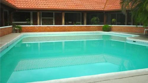 Svømmebasseng, Hotel El Bramadero in Liberia