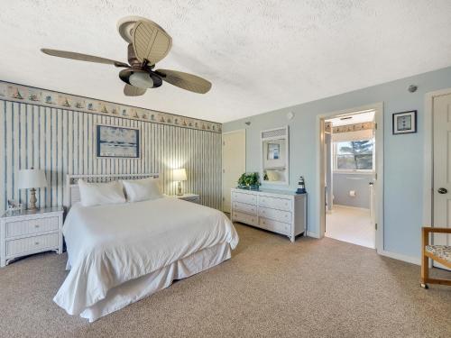 304 North Shore Inn - image 8