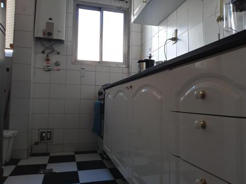 مطبخ, Buenos Aires Tango Apartment-Boedo-San Telmo-Abasto-Obelisco-San Cristobal in San Cristóbal