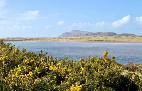 Derrynane Bay House