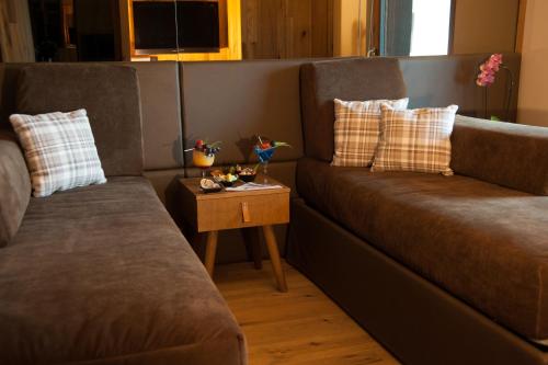 Alexander Charme Hotel - image 12