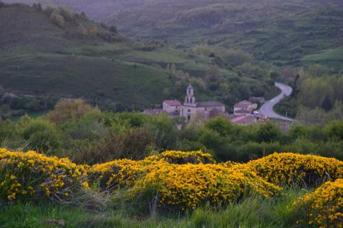 Casa Rural La Genciana VALMALA