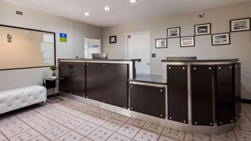 SureStay Hotel by Best Western Beverly Hills West LA - main image