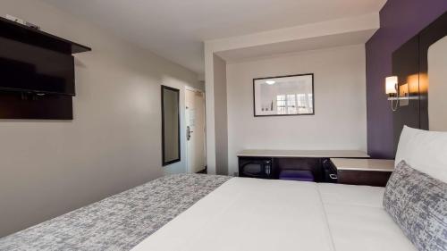 SureStay Hotel by Best Western Beverly Hills West LA