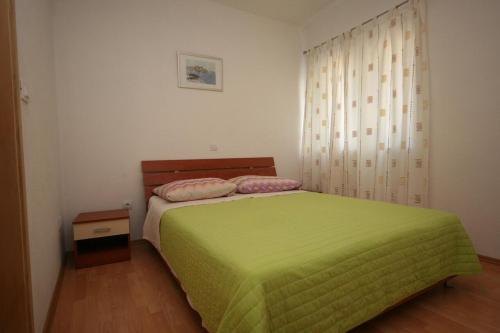 Two-Bedroom Apartment with Terrace and Sea View image 2
