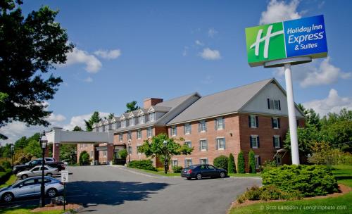 Holiday Inn Express and Suites Merrimack, an IHG hotel - Hotel - Merrimack