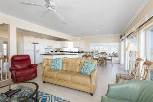 Sea Foam by Meyer Vacation Rentals - image 9