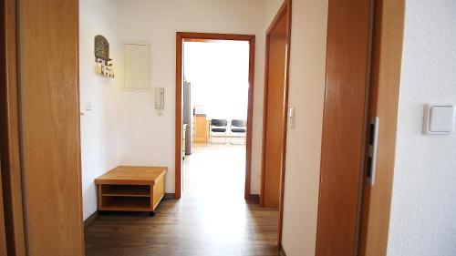 Generous & bright flat - private Parking, daylight bathroom - by homekeepers 1.0km von Zell am Main entfernt