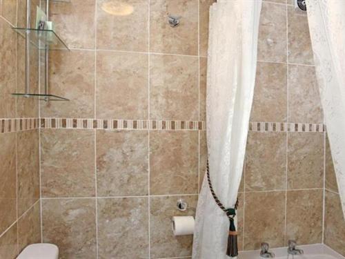 The Shrewsbury Guest House - image 5