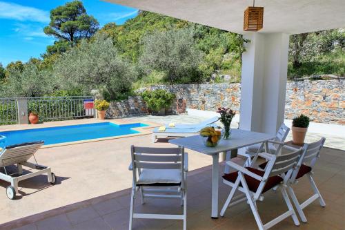 Two-Bedroom Apartment with Private Pool image 4