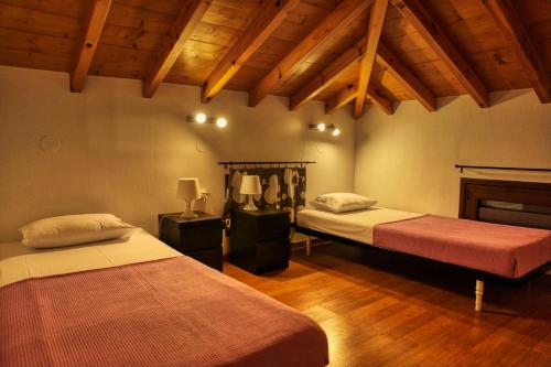 Two-Bedroom Apartment with Private Pool room in Skalopati Studios & Villa