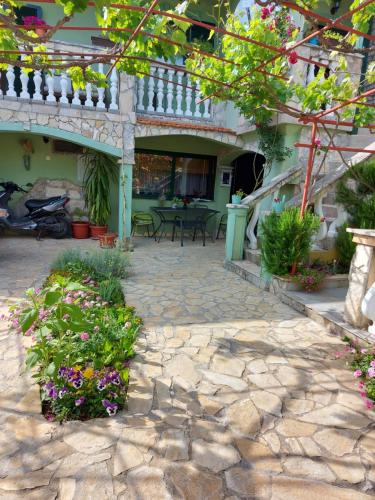  Apartment Balinovaca in Skradin