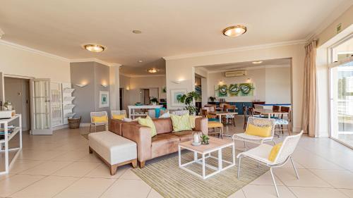 The Sir David Boutique Guest House - image 3