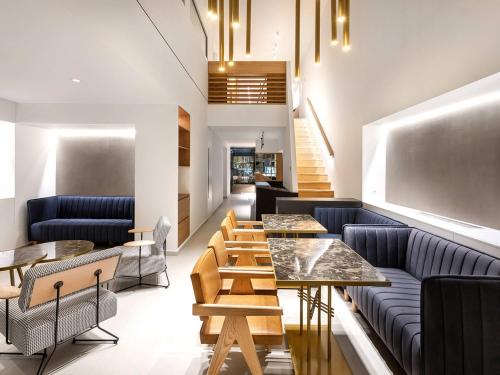 大堂, DAYS City Suites in 帕特雷市中心