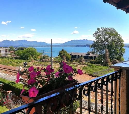  La finestra sul lago - casa vacanze in Meina