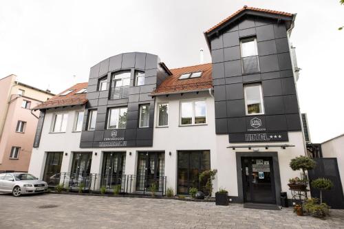 Hotel Chrobrego9 4