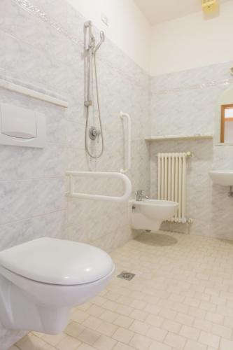 Hotel Marylise - image 9