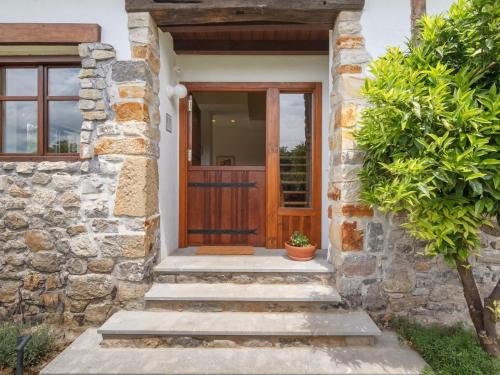 Bejárat, Tranquilidad en la Reserva de Urdaibai in Gautegiz De Arteaga