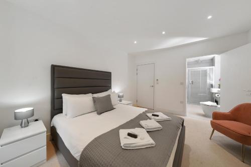 Lux 2 & 3 Bed Apartments in Camden Town FREE WIFI by City Stay Aparts London