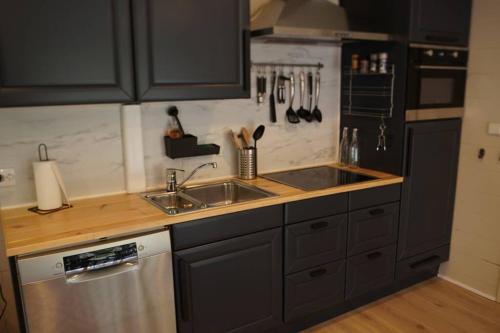 le bonheur à rive (le bonheur a rive) in 孔布蘭歐蓬