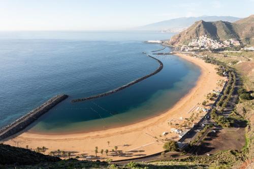 Home2Book Sea Front Las Teresitas Beach 4