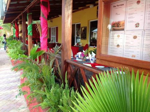 Terraza/balcón, Calabash Apartment-Hotel in Brufut