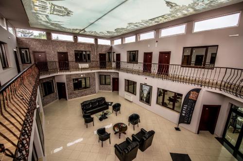 Vestabils, Hotel Novotheos in Oradea