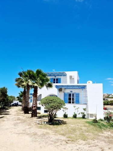  Kalamuria Studios in Plaka