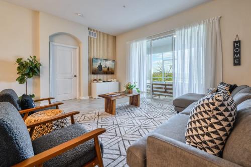 Super nice 2 bed condo 10 minutes from Disney - image 8