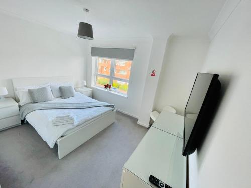 Modern 2 bed Apartment Near City Centre