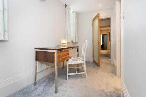 Harrogate Serviced Apartments - image 13