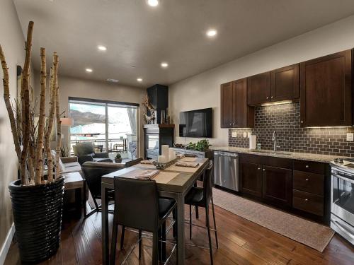 Newpark Terrace by BlueSwell - main image