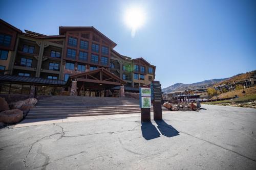 Grand Summit by BlueSwell - image 6