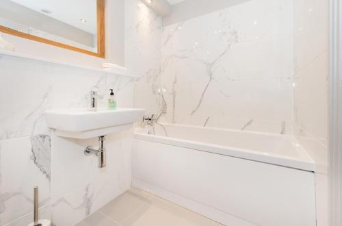 Harrogate Serviced Apartments - image 12