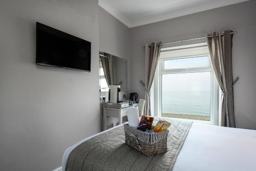 Pebble House - image 5